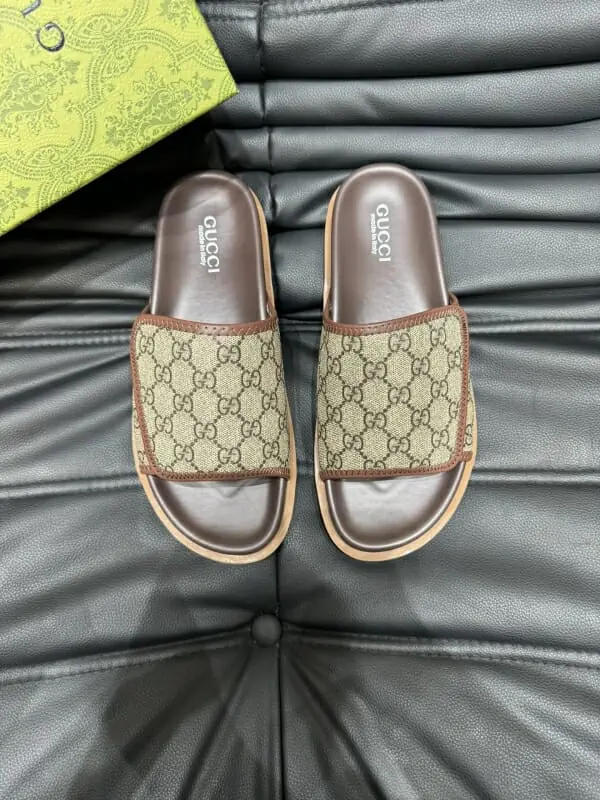 gucci chaussons pour homme s_12204b21